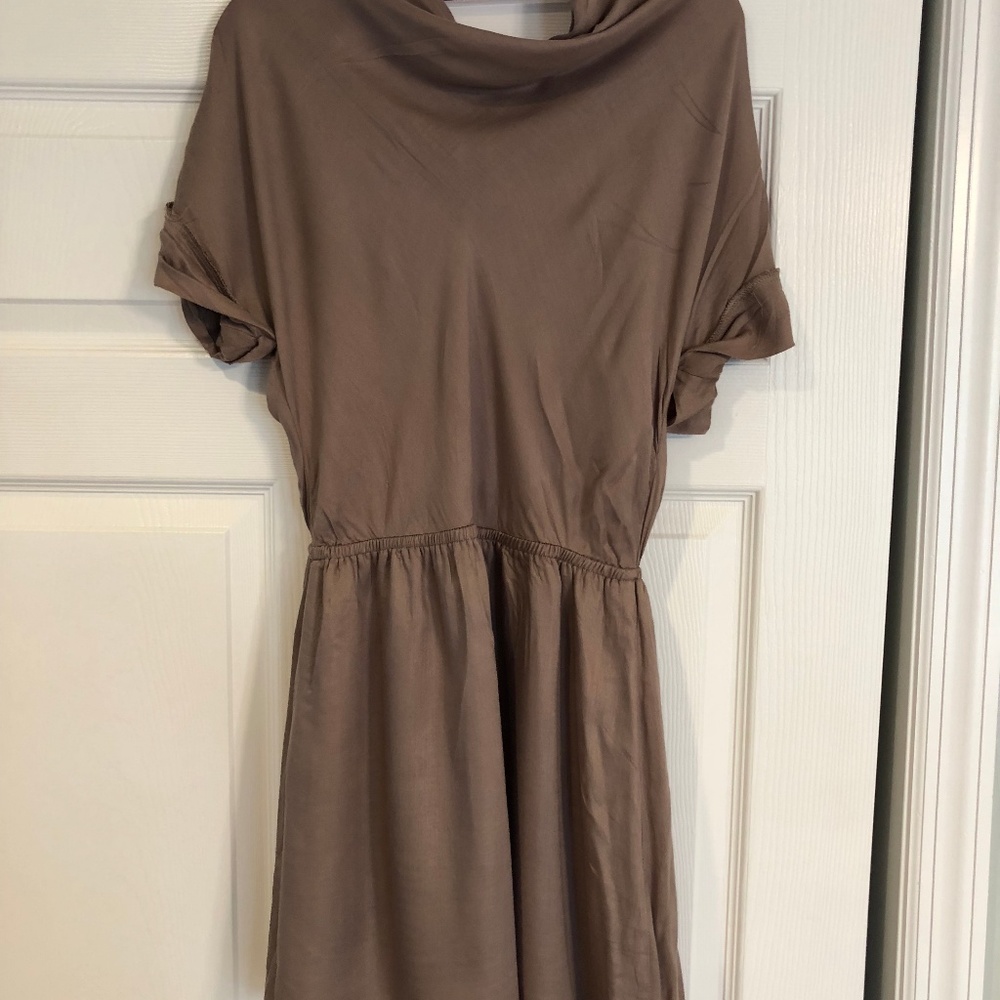 Taupe short sleeve Dress
